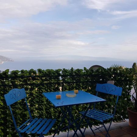 "Sea-See" Studio Taormina Center - Bellissima Vista Mare - Corner Kitchen Экстерьер фото